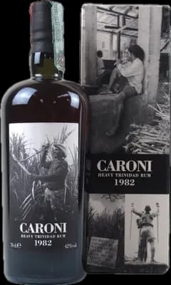 Bouteille de spiritueux : Heavy Trinidad Rum de la marque Caroni