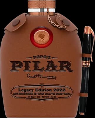 Bouteille de spiritueux : Legacy Edition 2022 de la marque Papa's Pilar