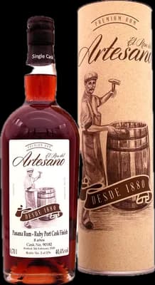 Bouteille de spiritueux : Panama Rum - Ruby Port Cask Finish de la marque El Ron del Artesano