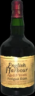 Bouteille de spiritueux : 5 Years de la marque The Antigua Distillery