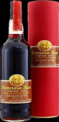 Bouteille de spiritueux : Demerara Rum (Park Avenue Liquor Shop) de la marque Gordon & MacPhail