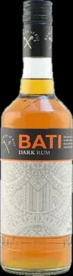 Bouteille de spiritueux : Ratu Dark Rum de la marque Fiji Rum & Co