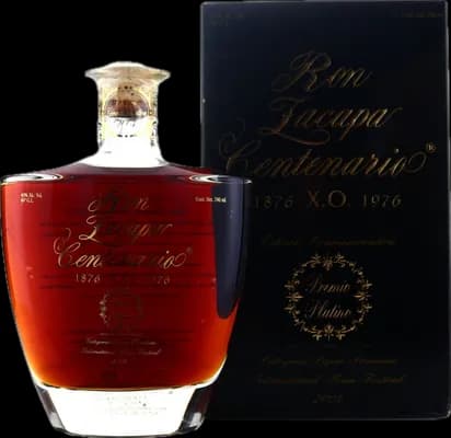 Bouteille de spiritueux : XO Premio Platino de la marque Zacapa