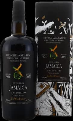 Bouteille de spiritueux : NY Distillery de la marque The Wild Parrot