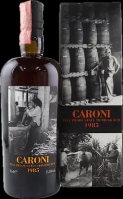 Bouteille de spiritueux : Heavy Trinidad Rum de la marque Caroni