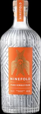 Bouteille de spiritueux : Pure Single Rum de la marque Ninefold Distillery