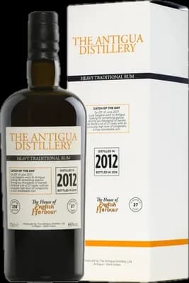 Bouteille de spiritueux : Heavy Traditional Rum de la marque Vélier