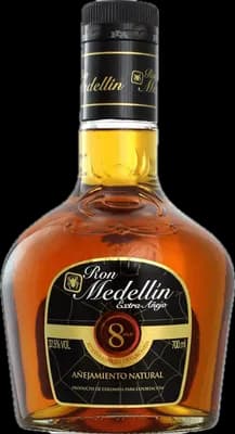 Bouteille de spiritueux : Medellín 8 Ans de la marque Licores De Antioquia