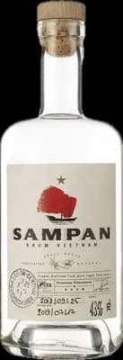 Bouteille de spiritueux : Sampan Blanc de la marque Distillerie d’Indochine
