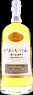 Bouteille de spiritueux : Gold de la marque Oaks & Âmes