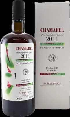 Bouteille de spiritueux : Warren Khong de la marque Vélier