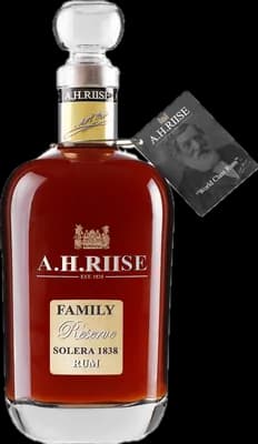 Bouteille de spiritueux : Family Reserve Solera 1838 Rum de la marque A.H. Riise
