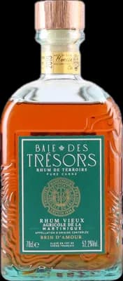 Bouteille de spiritueux : Brin d'Amour de la marque Baie des Trésors