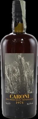 Bouteille de spiritueux : Heavy Trinidad Rum de la marque Caroni