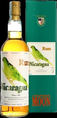 Bouteille de spiritueux : Rum Nicaragua de la marque Moon Import