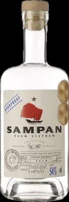 Bouteille de spiritueux : Sampan Blanc Overproof de la marque Distillerie d’Indochine