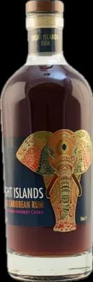 Bouteille de spiritueux : Eight Islands Dark Caribbean Rum de la marque West Cork