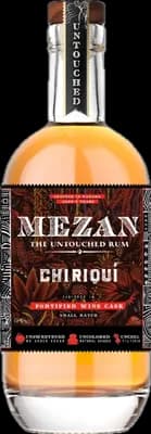 Bouteille de spiritueux : Chiriqui de la marque Mezan