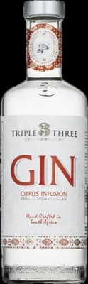 Bouteille de spiritueux : Citrus Infusion de la marque Triple Three