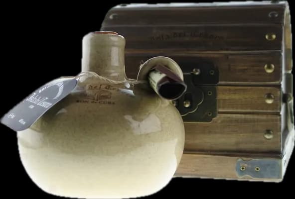 Bouteille de spiritueux : Isla del Tesoro de la marque Santiago de Cuba