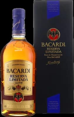 Bouteille de spiritueux : Reserva Limitada de la marque Bacardi