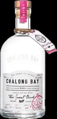 Bouteille de spiritueux : White Rum Infused with Sweet Basil de la marque Chalong Bay