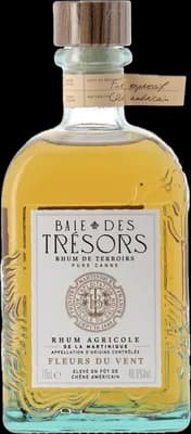 Bouteille de spiritueux : Fleurs du Vent de la marque Baie des Trésors