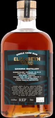 Bouteille de spiritueux : Savanna Distillery #REF de la marque Elizabeth Yard