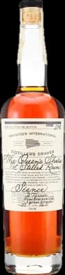 Bouteille de spiritueux : Distiller's Drawer #114 Queen's Share Pot Stilled 'Seance' de la marque Privateer Rum Distillery