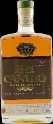 Bouteille de spiritueux : Ron Canuto Superior Rum de la marque Zhumir