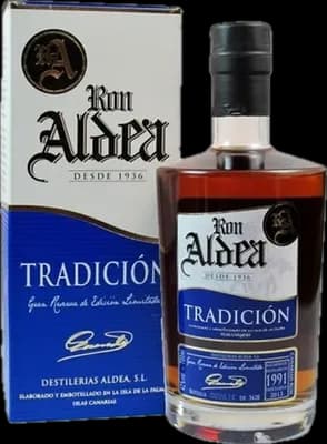 Bouteille de spiritueux : Tradición 1991-2013 de la marque Ron Aldea