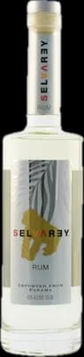 Bouteille de spiritueux : White Rum de la marque Selvarey