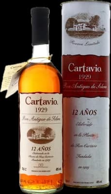 Bouteille de spiritueux : 1929 12 Años de la marque Cartavio
