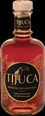 Bouteille de spiritueux : - Brazilian Blended Rum de la marque Tijuca